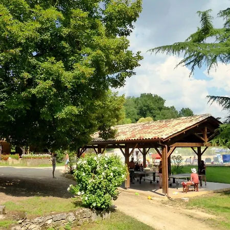 Domaene Mit Jacuzzi By Interhome 別荘 Gavaudun