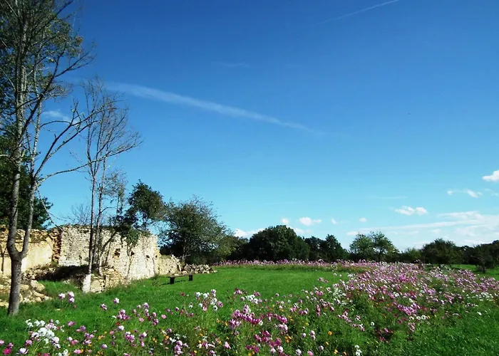 Domaene Mit Jacuzzi By Interhome * Gavaudun