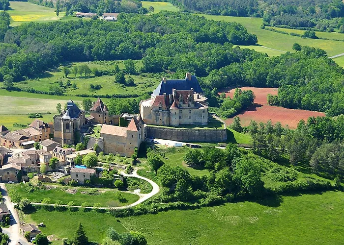 Domaene Mit Jacuzzi By Interhome 別荘 *